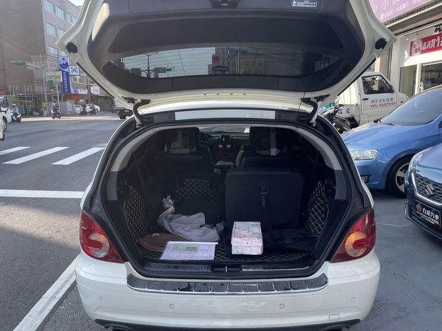 M-BENZ賓士 R350  第4張相片