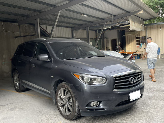 INFINITI無限 JX35  第1張相片