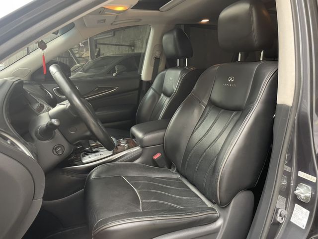 INFINITI無限 JX35  第2張相片