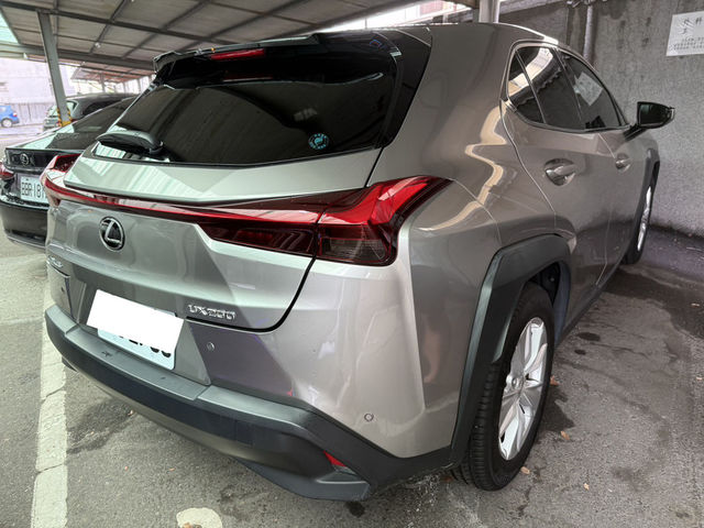 LEXUS凌志 UX200  第6張相片