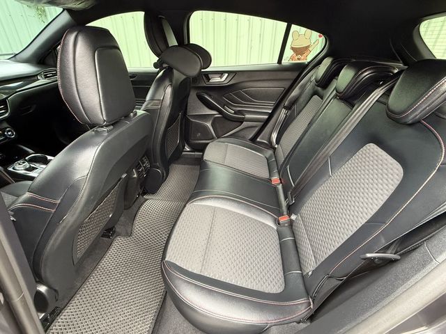 FORD福特 FOCUS ST  第4張相片
