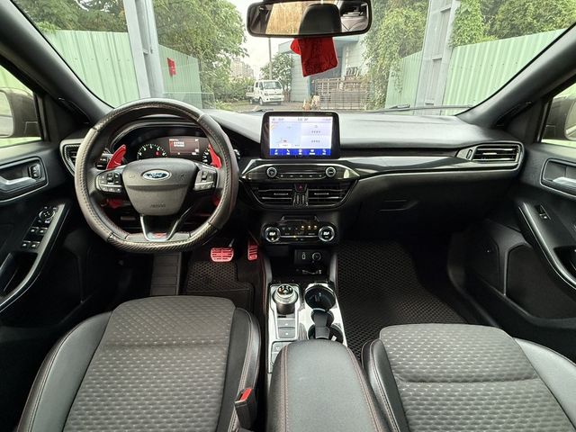 FORD福特 FOCUS ST  第5張相片
