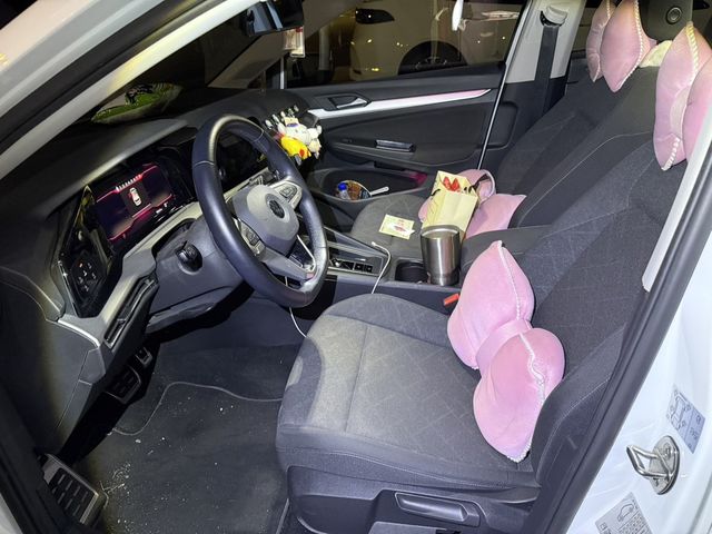VOLKSWAGEN福斯 GOLF  第2張相片