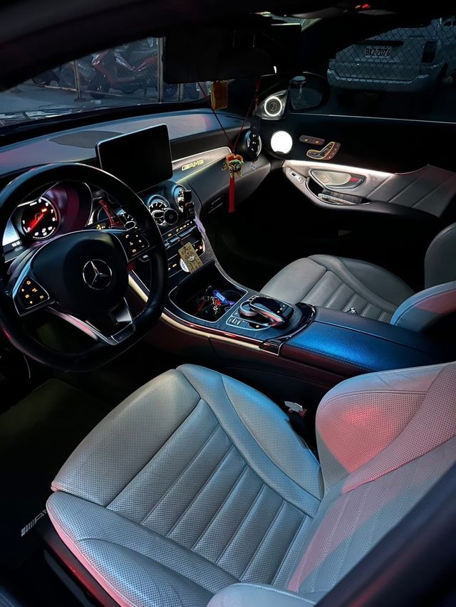 M-BENZ賓士 C300  第2張相片