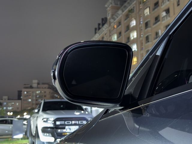 M-BENZ賓士 C300  第4張相片