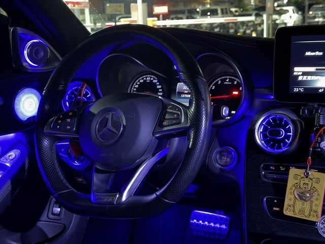 M-BENZ賓士 C300  第5張相片