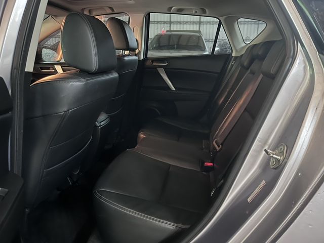 MAZDA馬自達 MAZDA 3  第3張相片