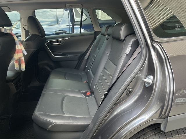 TOYOTA豐田 RAV4  第3張相片