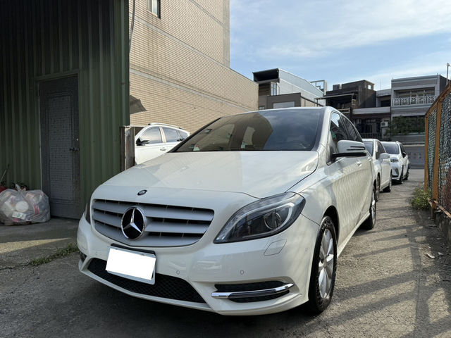 M-BENZ賓士 B180  第1張相片