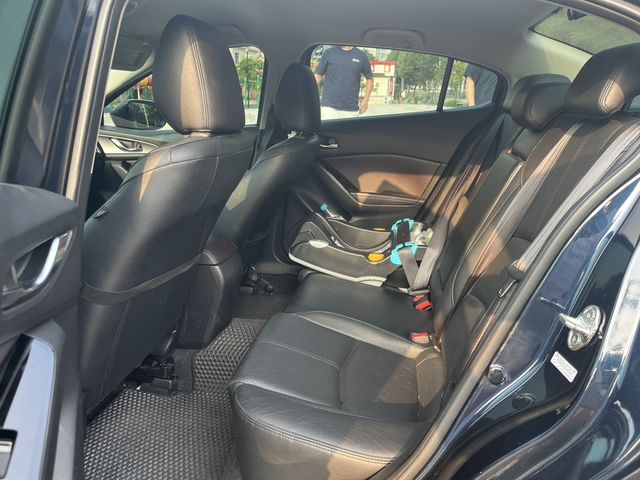 MAZDA馬自達 MAZDA 3  第3張相片