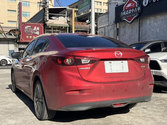 MAZDA馬自達 MAZDA 3  第2張相片