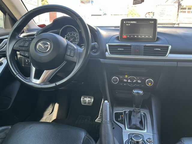 MAZDA馬自達 MAZDA 3  第11張相片