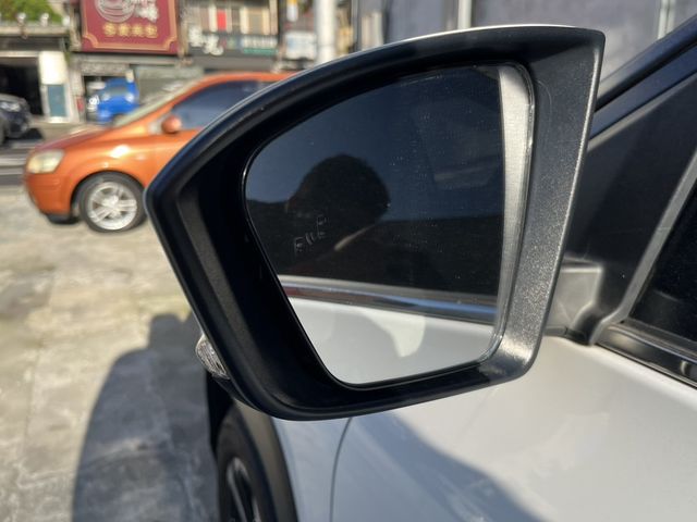 TOYOTA豐田 YARIS CROSS  第4張相片