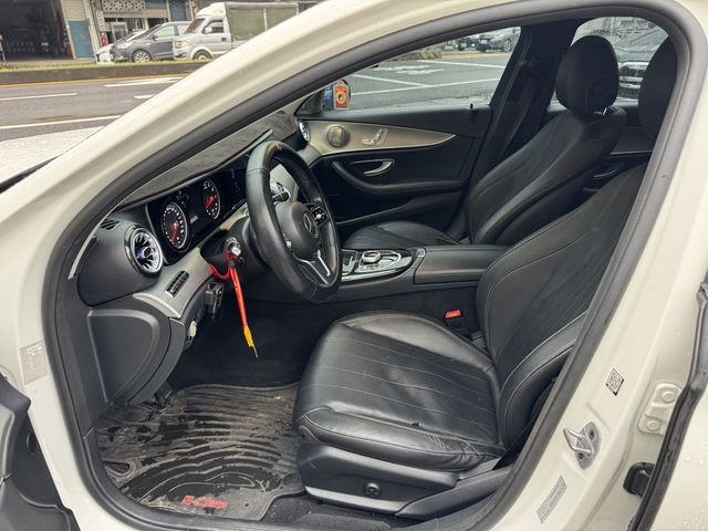 M-BENZ賓士 E200  第7張相片