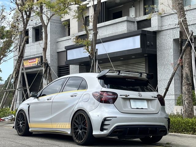 M-BENZ賓士 A45 AMG  第2張相片