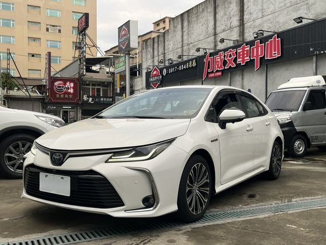 TOYOTA豐田 COROLLA ALTIS HYBRID  第1張相片