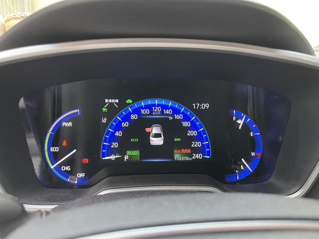 TOYOTA豐田 COROLLA ALTIS HYBRID  第7張相片