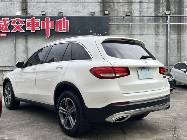 M-BENZ賓士 GLC300  第2張相片