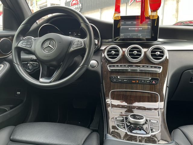 M-BENZ賓士 GLC300  第9張相片