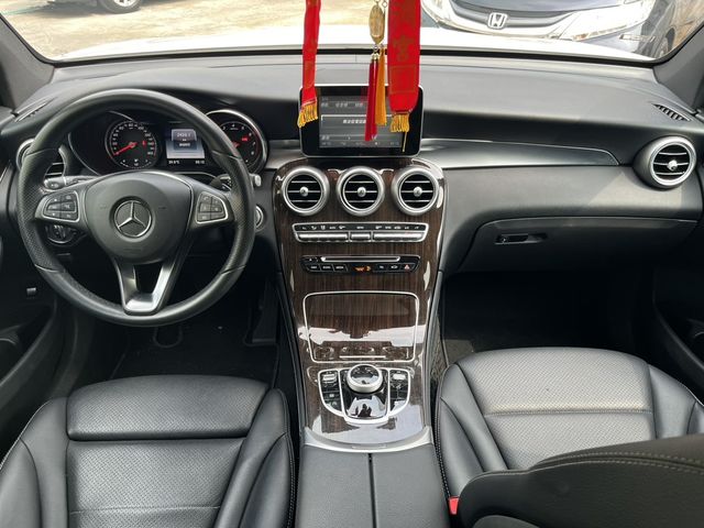 M-BENZ賓士 GLC300  第10張相片