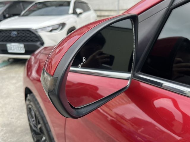 HYUNDAI現代 ELANTRA  第4張相片