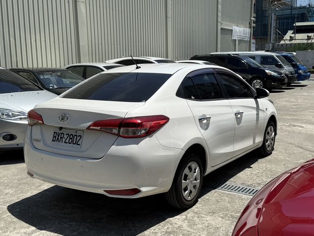 TOYOTA豐田 VIOS  第3張相片