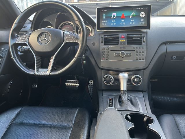 M-BENZ賓士 C300  第8張相片
