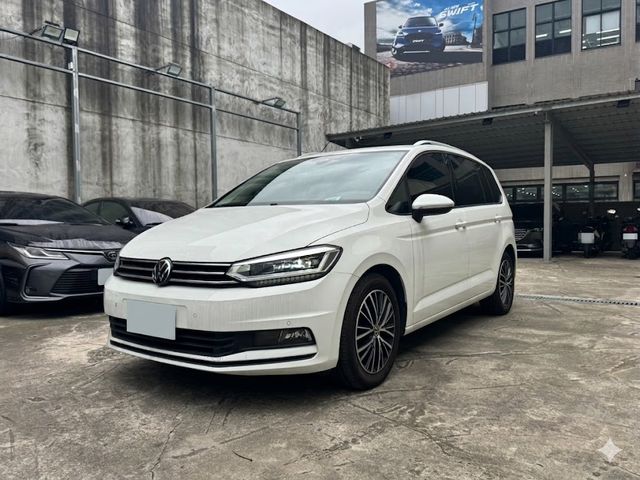 VOLKSWAGEN福斯 TOURAN  第1張相片