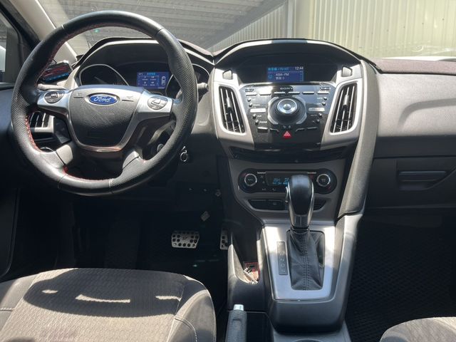 FORD福特 FOCUS  第8張相片