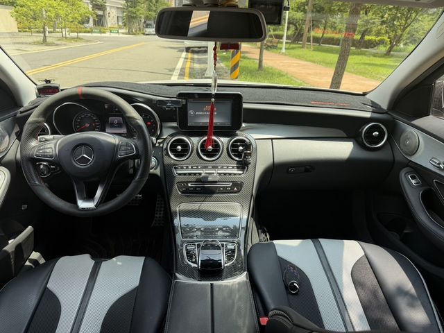 M-BENZ賓士 C200  第7張相片