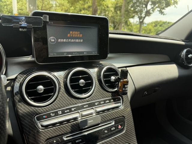 M-BENZ賓士 C200  第10張相片