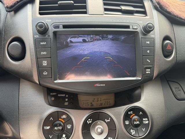 TOYOTA豐田 RAV4  第10張相片
