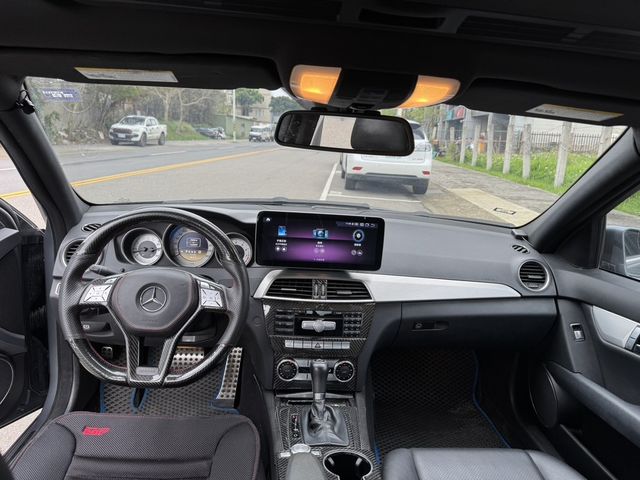 M-BENZ賓士 C250  第3張相片