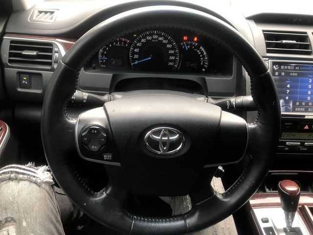 TOYOTA豐田 CAMRY  第9張相片