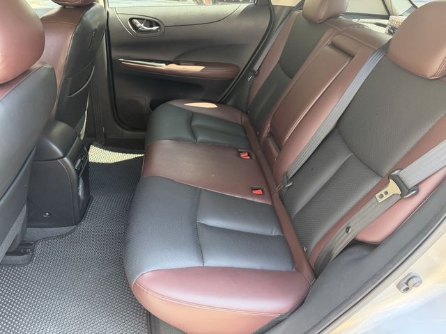 NISSAN日產 TIIDA  第4張相片