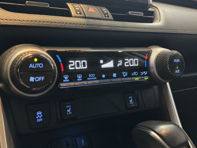 TOYOTA豐田 RAV4  第15張相片