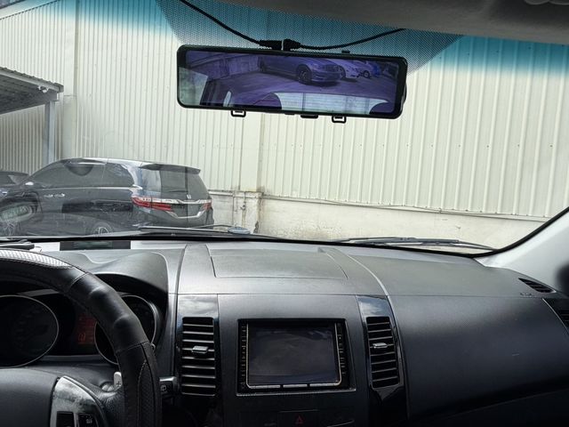 MITSUBISHI三菱 OUTLANDER  第11張相片