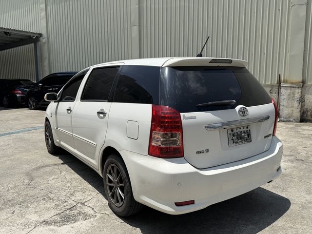 TOYOTA豐田 WISH  第2張相片