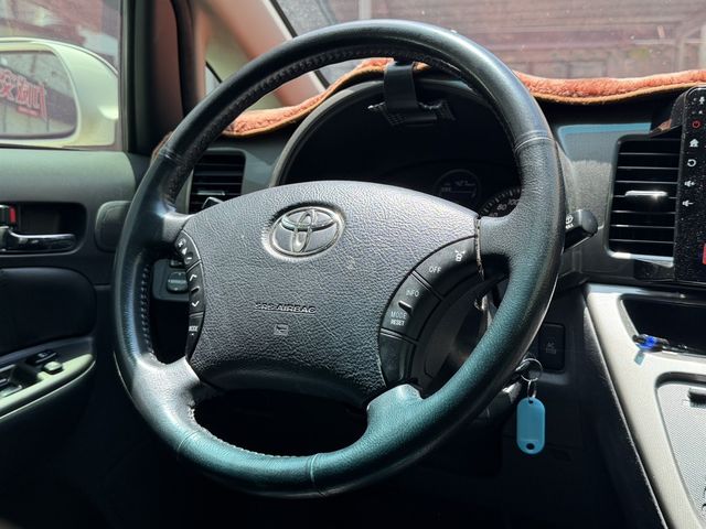 TOYOTA豐田 WISH  第6張相片
