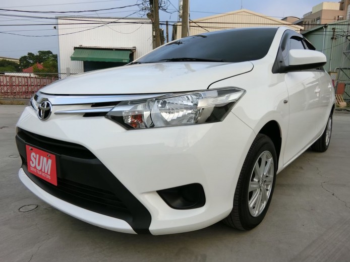 100%原鈑件 VIOS小改款 新的引擊 新的變速箱 小車省油省稅金 跟ALTIS一樣 呈現壓倒同級距對手的態勢  第1張相片