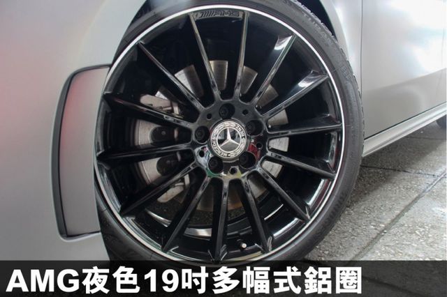 2021式✅原廠消光灰✅40萬選配✅7.9萬豪華AMG內裝✅ACC 4WD 多光束 柏林 夜色19鋁圈⭕全車保固⭕可全貸  第6張相片