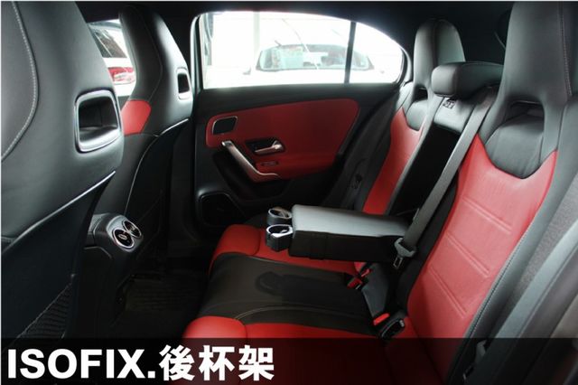 2021式✅原廠消光灰✅40萬選配✅7.9萬豪華AMG內裝✅ACC 4WD 多光束 柏林 夜色19鋁圈⭕全車保固⭕可全貸  第15張相片