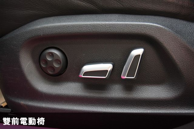 16年式1.4 TFSI 低里程 原鈑件漂亮車 ✅可全額貸 電動尾門 倒車顯影 HID頭燈 雙前電動椅⭕ 電子手煞  第17張相片