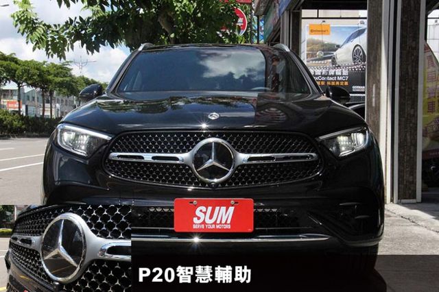 正2024年⭕四輪傳動⭕全車原漆⭕僅跑2萬✅就是新車✅價格更大優惠✅全景天窗⭕AMG⭕P20⭕新車利率⭕可全貸  第3張相片