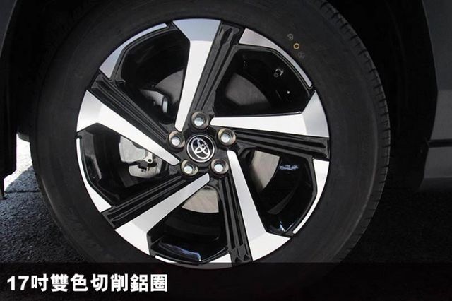 正24年出廠⭕市場熱門小休旅✅酷動版✅倒車顯影輔助✅摸門✅ACC跟車✅CARPLAY連接✅全車原鈑原漆✅可全貸✅新車利率  第9張相片