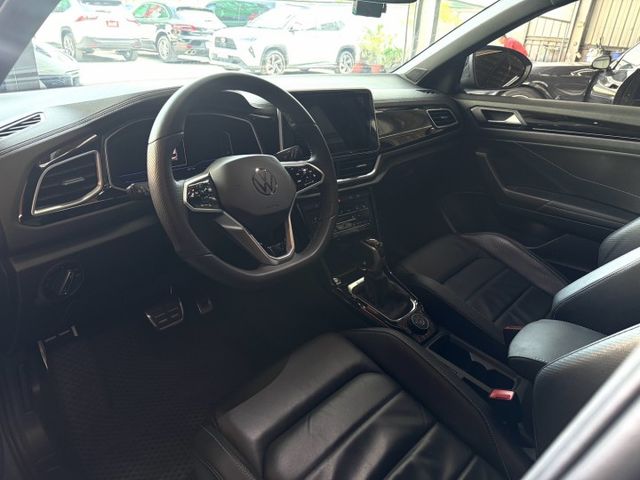 22年小改款⭕330TSI R-LINE⭕全景天窗✅2.0四輪傳動✅R-LINE外觀套件✅全車原漆原鈑✅原廠保養✅可全貸  第3張相片
