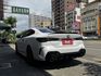 正22年出廠420I COUPE⭕全車消光白貼膜⭕小改款尾燈⭕原鈑件✅黃金眼大燈✅水晶排檔桿✅5AU輔助✅外觀空力套件✅  第5張縮圖