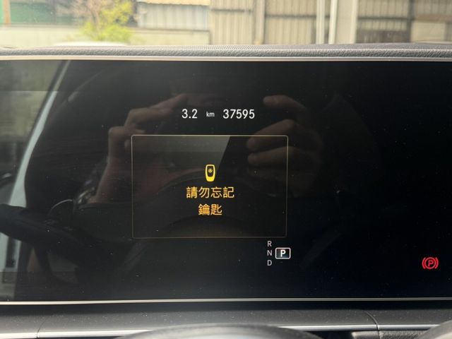 ⭕正22年市場最新⭕U78跑排+U88旋鈕✅氣壓懸吊✅抬顯✅P20智慧輔助✅夜色套件✅柏林之音✅真皮紅內裝✅外匯未領牌  第11張相片