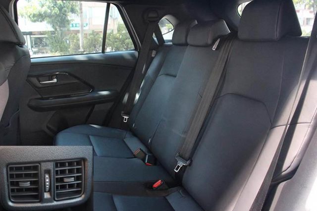 ✅正2025出廠⭕可全貸⭕現買省價差⭕就是新車✅液晶儀表✅無線carplay ✅電動椅✅電子後視鏡含紀錄✅電尾門  第18張相片