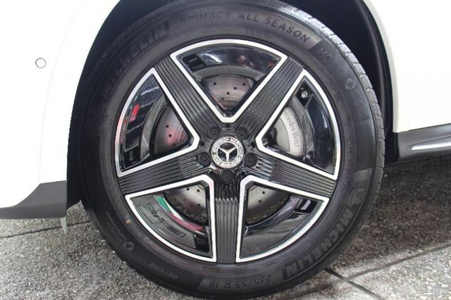 ⭕正25年出廠全新車⭕大滿配✅通風加熱椅✅P20輔助駕駛✅拖車勾✅多光束✅抬顯✅柏林✅側踏板⭕保固最長7年⭕新車利率  第8張相片